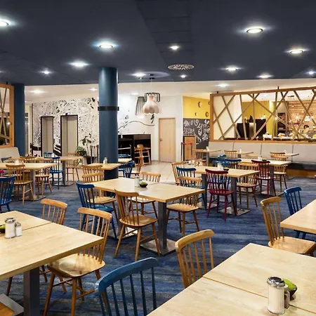 Vienna House Easy By Wyndham Hotel