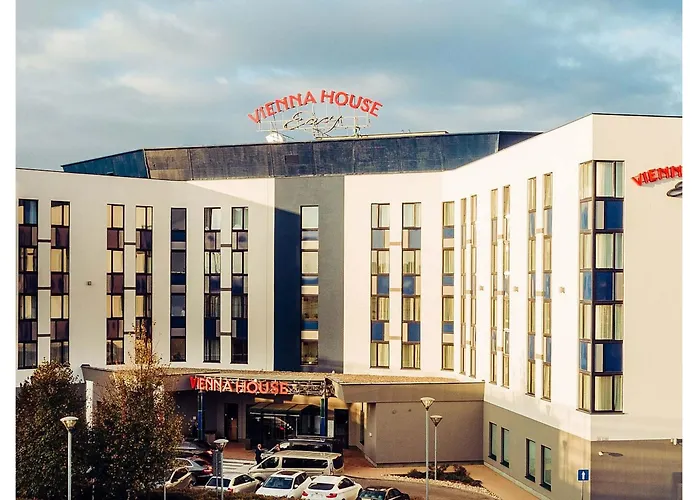 Vienna House Easy By Wyndham 3*