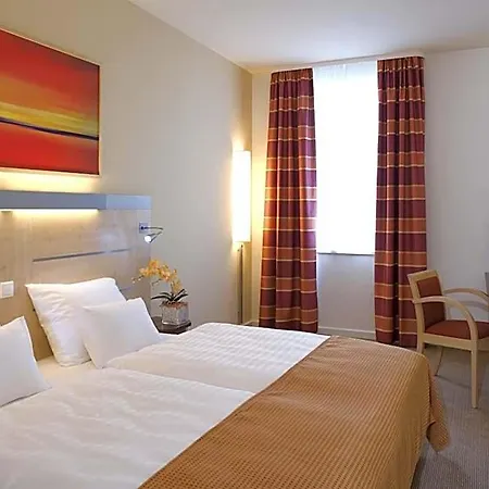 Vienna House Easy By Wyndham 3*