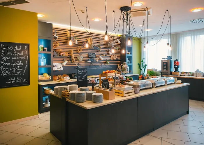 Hotel Vienna House Easy By Wyndham 3*