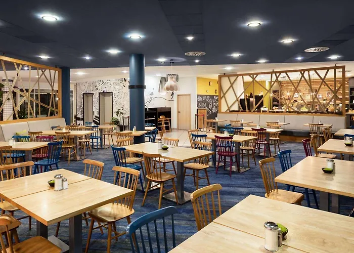 Vienna House Easy By Wyndham Отель