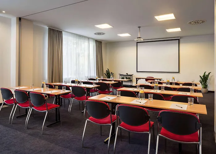 Отель Vienna House Easy By Wyndham