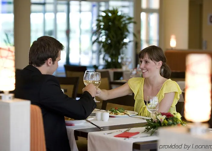 Vienna House Easy By Wyndham Отель Братислава