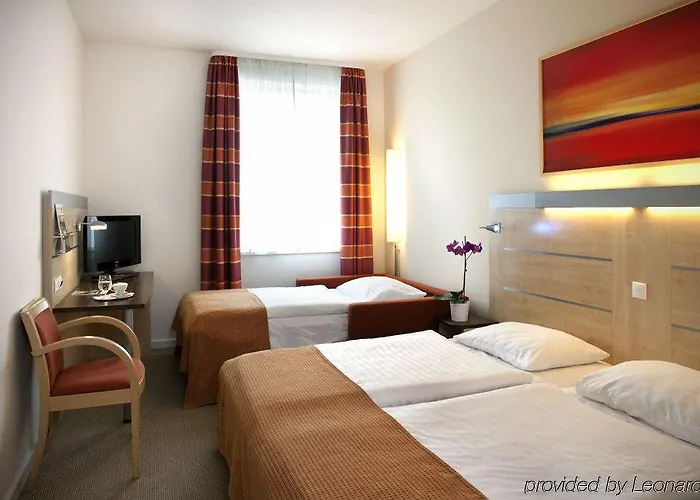 Отель Vienna House Easy By Wyndham 3*