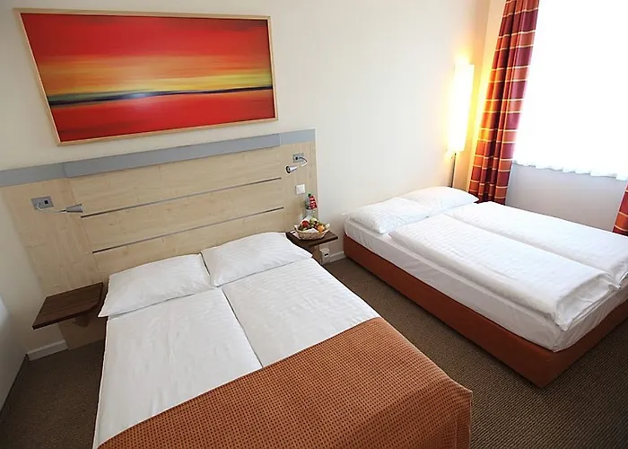 Отель Vienna House Easy By Wyndham 3*