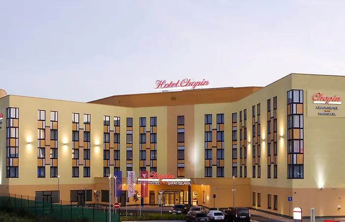 Отель Vienna House Easy By Wyndham