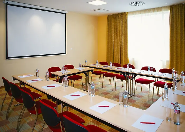 Hotel Vienna House Easy By Wyndham 3*